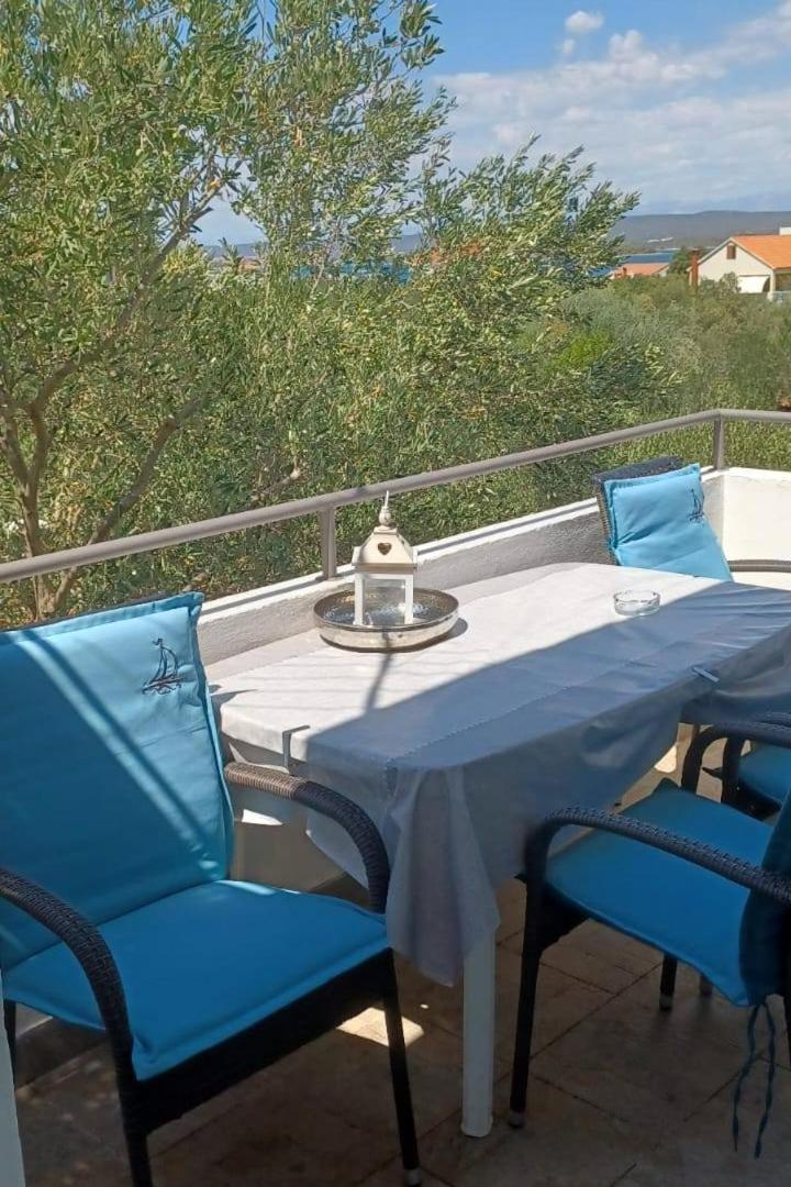 Apartments With A Parking Space Kraj, Pasman - 8213 Tkon Exterior foto