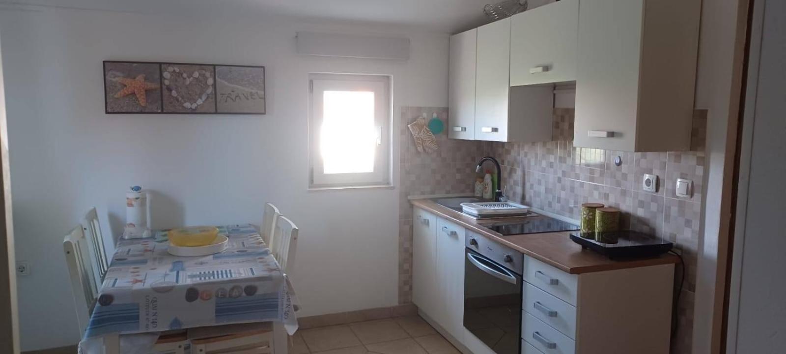 Apartments With A Parking Space Kraj, Pasman - 8213 Tkon Exterior foto